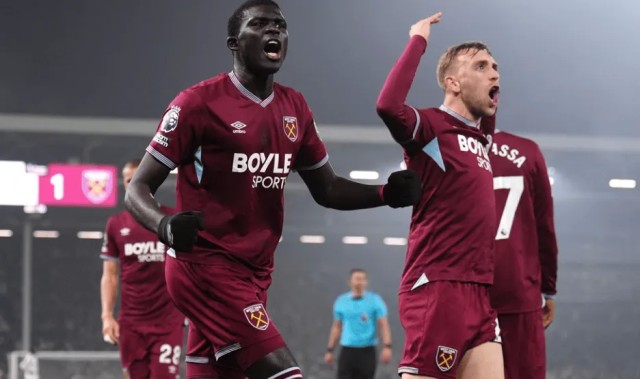 开云体育官网-赢下富勒姆后西汉姆球迷高唱：热刺，我们来找你了！