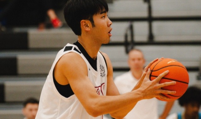 开云官网-张博源教练认为他有全美前30的天赋 如果他是美国人肯定就是五星