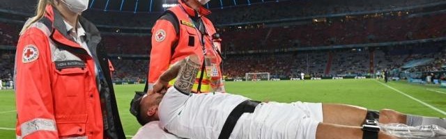 开云APP-鸟叔心碎，意大利惨胜比利时，痛失伟大左后卫