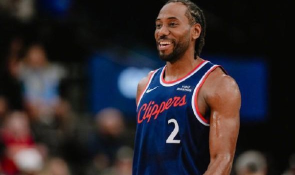 开云APP-战神卡，伦纳德出场32分钟&amp;amp;20中15爆砍45分5板5助，正负值+41